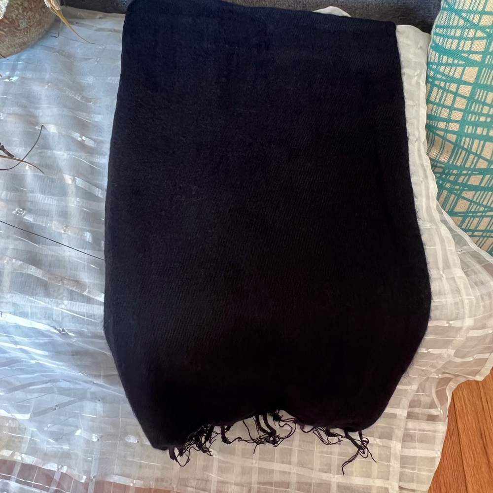 Black Handloomed Himalayan Yak Wool Shawl Scarf Throws Blanket View 4
